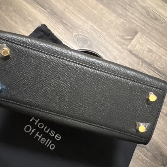 House of Hello - Picture 3 of 5